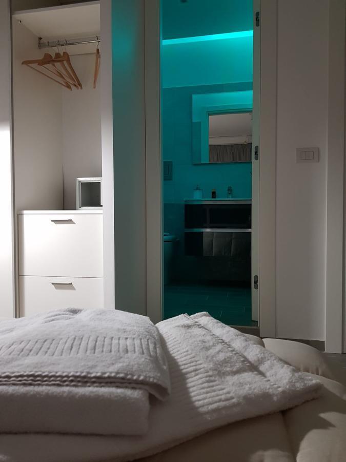2B Fifteen Floor Suite Napoli מראה חיצוני תמונה